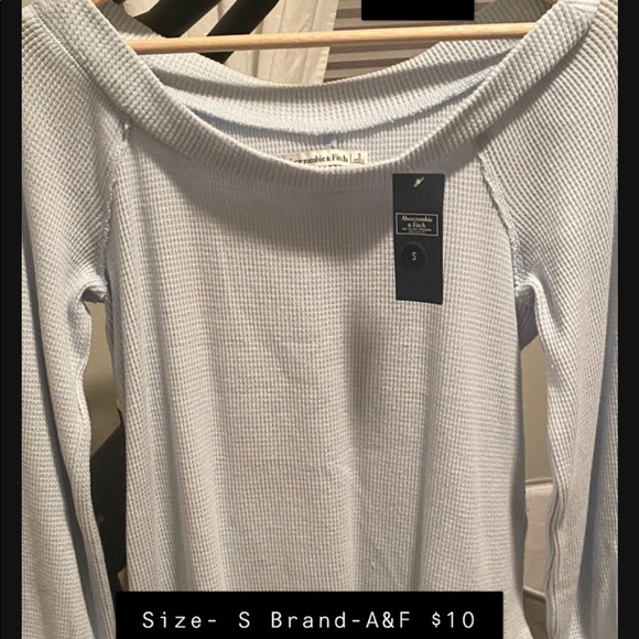 Clothes - Picture 12 of 16